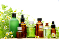 Getting to know Reydiant Products Part 3: The differences between carrier oils and essential oils
